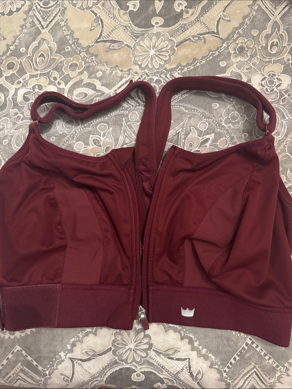 Shefit maroon sports bra 4Luxe